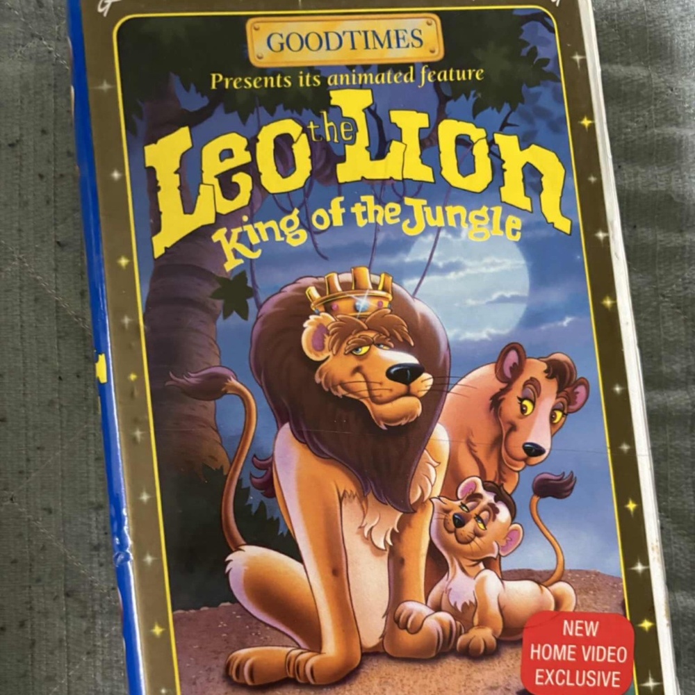 Leo The Lion: King Of The Jungle Collectible Classics